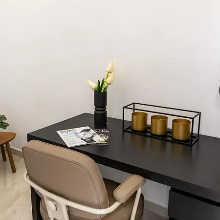 Kossuth Loft Apartment- Location In Downtown Apartment Veszprem